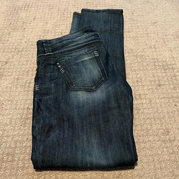 Rare find! Guess Premium Daredevil Skinny studded skull jeans! Size29! - Picture 4 of 5